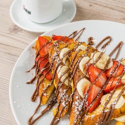 Leo's Brunch House - Strawberry Banana French Toast