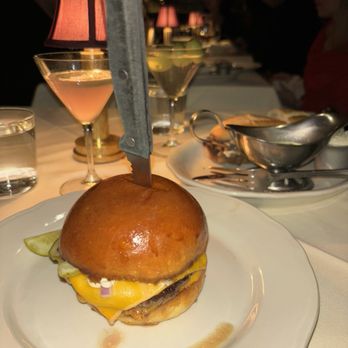 Monkey Bar - Burger - American Near Me - New York, New York