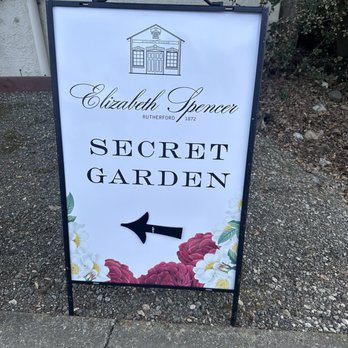 Elizabeth Spencer Winery - Wineries Near Me - Rutherford, California