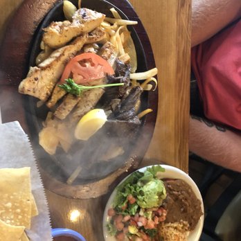Hacienda Mis Padres Mexican Grill - Mixed fajitas - Mexican Near Me - Conroe, Texas Hacienda Mis Padres Mexican Grill - Mixed fajitas - Mexican Near Me - Conroe, Texas