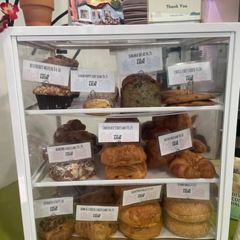 Café de Leche - Yummy pastries. - Coffee & Tea Near Me - Los Angeles, California Café de Leche - Yummy pastries. - Coffee & Tea Near Me - Los Angeles, California