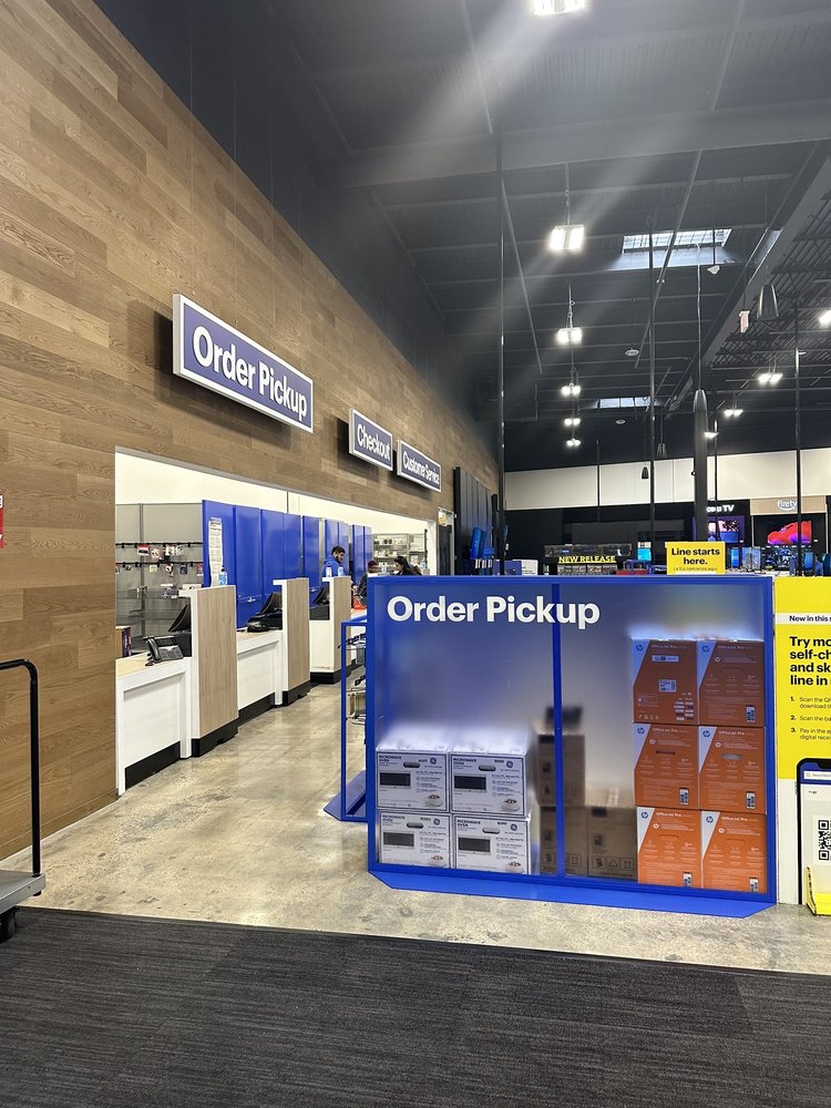 BEST BUY Updated October 2024 20 Photos & 10 Reviews 3 Mill Creek Dr, Secaucus, New Jersey