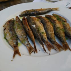 Can Jordi - Sardinas a la plancha con ajo y perejil