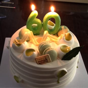 Paris Baguette - Green tea chiffon cake - Bakeries Near Me - Queens, New York