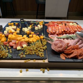 Delta Sky Club - Buffet - Airport Lounges Near Me - Chicago, Illinois Delta Sky Club - Buffet - Airport Lounges Near Me - Chicago, Illinois