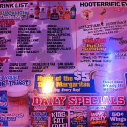 Hooters