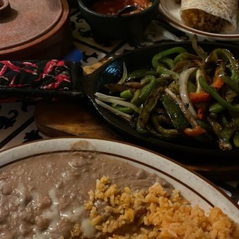 Rosa Linda's Mexican Cuisine - Vegetarian Fajita - Mexican Near Me - Selma, California Rosa Linda's Mexican Cuisine - Vegetarian Fajita - Mexican Near Me - Selma, California