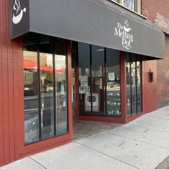 The Melting Pot - the entrance to the melting pot - Fondue Near Me - Knoxville, Tennessee