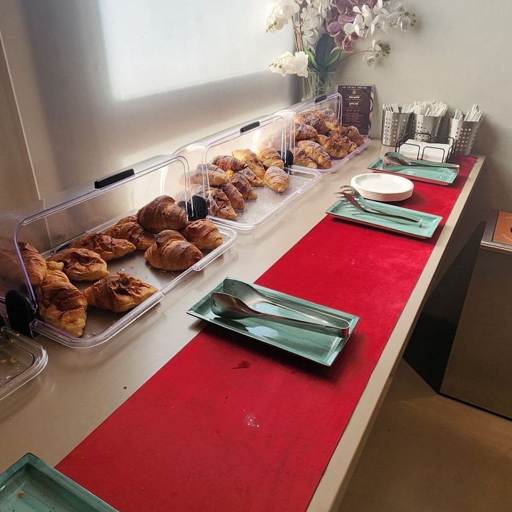 Sala Masaccio - Pastries - Airport Lounges Near Me - Florence, FI