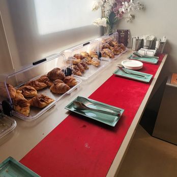 Sala Masaccio - Pastries - Airport Lounges Near Me - Florence, FI