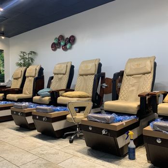 Diana Nail Bar - Nail Salons Near Me - Gilbert, Arizona