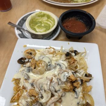 El Fogon - Arroz con pollo camarón - Mexican Near Me - Blackville, South Carolina