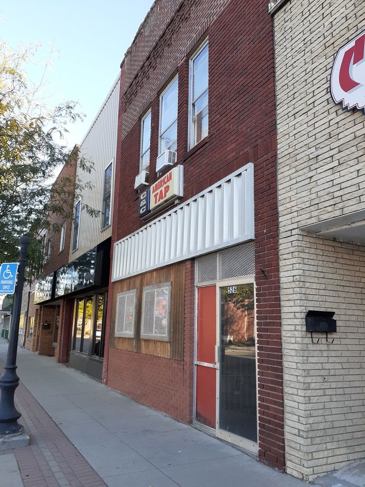 C & C American Tap Logo