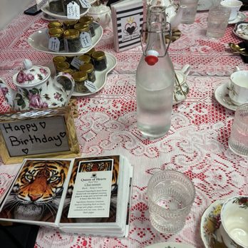 Queen of Hearts - Book of teas and jars of tea to smell - Caterers Near Me - Henderson, Nevada Queen of Hearts - Book of teas and jars of tea to smell - Caterers Near Me - Henderson, Nevada