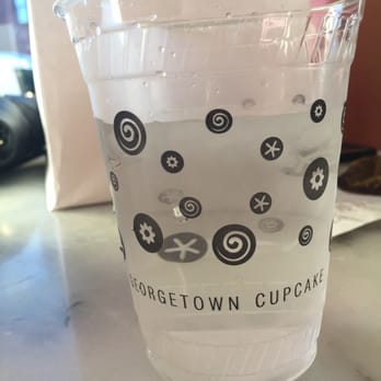 Georgetown Cupcake - Cupcakes Near Me - Washington, DC, District of Columbia