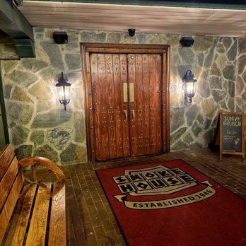 Burbank Smokehouse - Steakhouses Near Me - Burbank, California Burbank Smokehouse - Steakhouses Near Me - Burbank, California