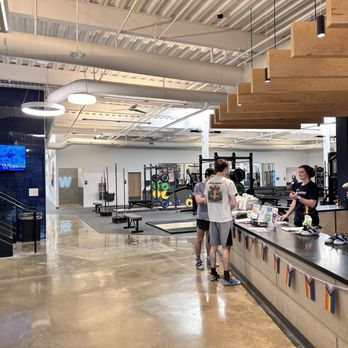 Movement Design District - Rock Climbing Near Me - Dallas, Texas