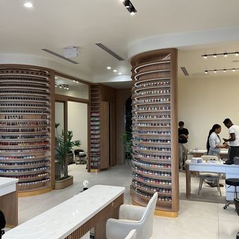 Kosmo Nail Bar - Nail Technicians Near Me - Dumfries, Virginia