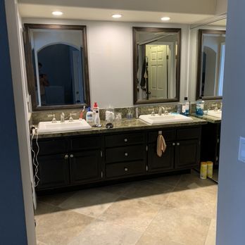 Real Deal Cabinets - Master Bath (Before) - Cabinetry Near Me - Vista, California Real Deal Cabinets - Master Bath (Before) - Cabinetry Near Me - Vista, California