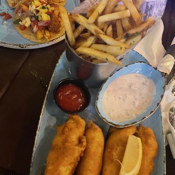 Nalu Vida - Bars Near Me - Venice, California