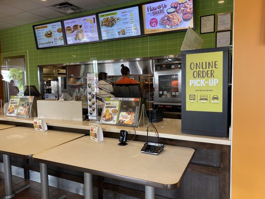 Pollo Campero 11420 Georgia Ave Silver Spring Md Restaurants Mapquest