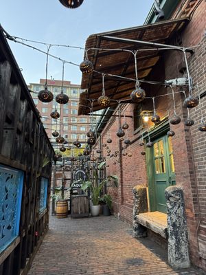 El Catrin Destileria by null