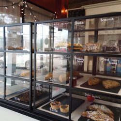 Petits Macarons - They sell baked goods other than macarons and have a storefront now.