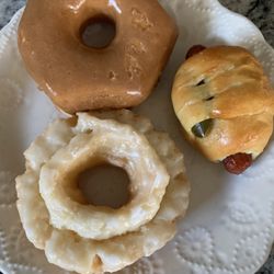 Queen's Donuts - Maple, sour cream and jalapeño sausage