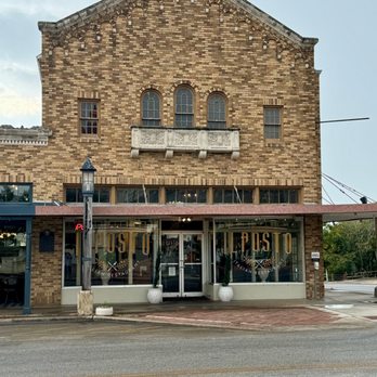 IL Posto - Italian Near Me - Kerrville, Texas