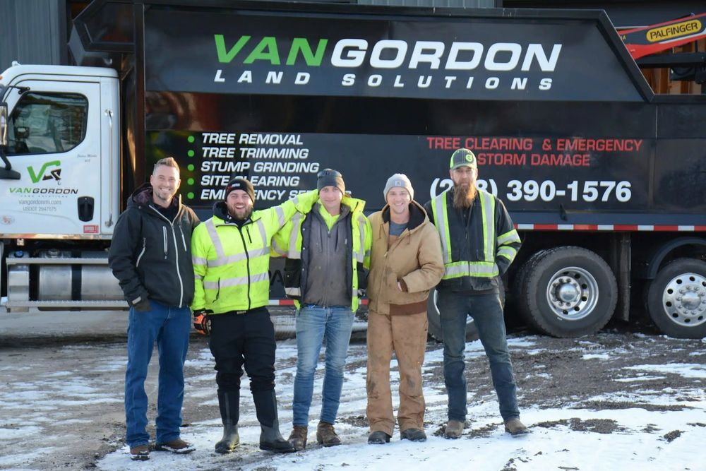 VanGordon Tree & Land Solutions - tree service in Highland, MI