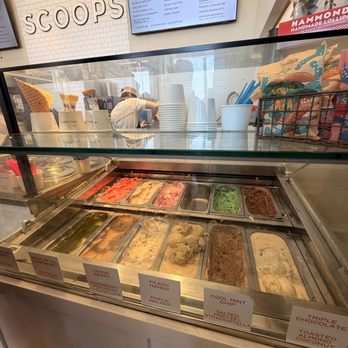 Scoops Homemade Ice Cream - Flavors - Gelato Near Me - Avalon, California