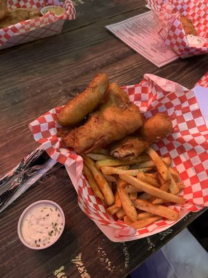 Johnnie MacCracken's Celtic Firehouse Pub by null