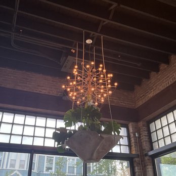La Royal - The beautiful lighting! - Peruvian Near Me - Cambridge, Massachusetts