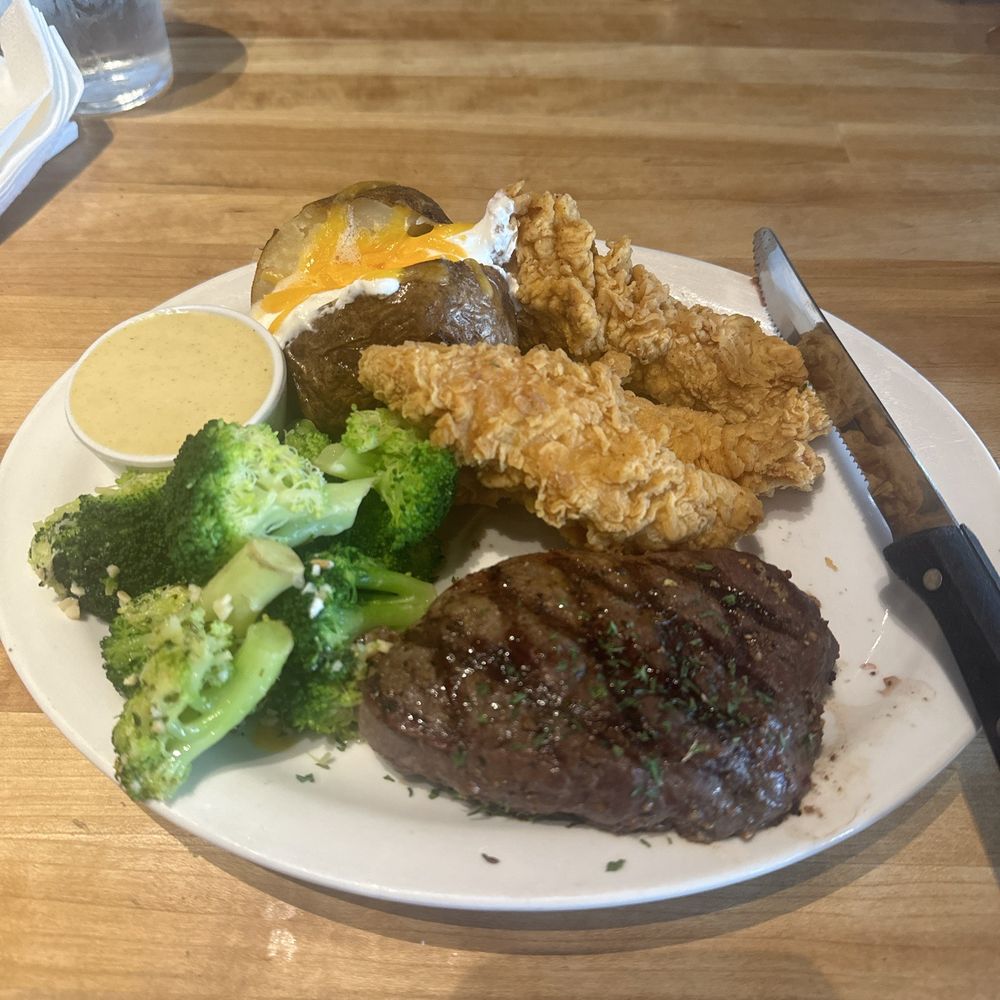 Top Sirloin Steak & Chicken Tenders Top Sirloin Steak & Chicken Tenders