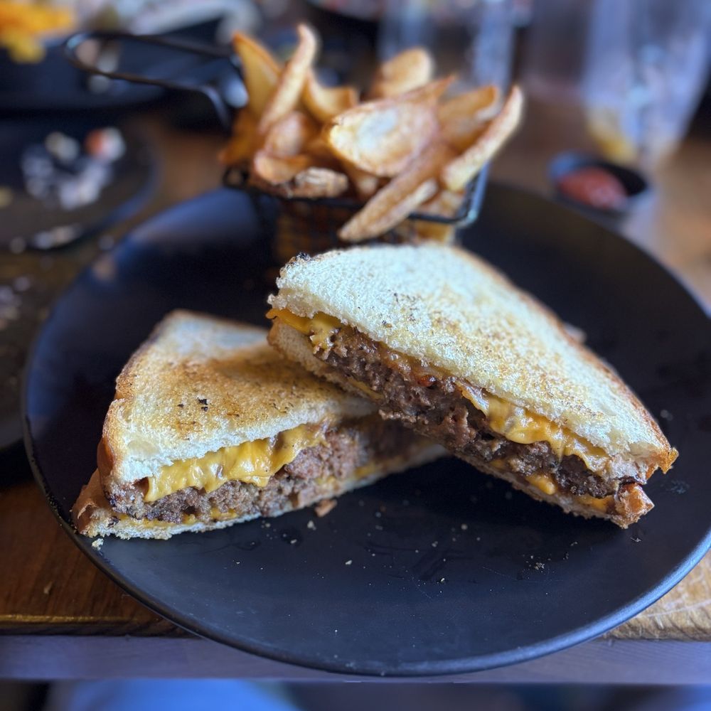 Meatloaf Melt with "scoop fries" - very good! Meatloaf Melt with "scoop fries" - very good!