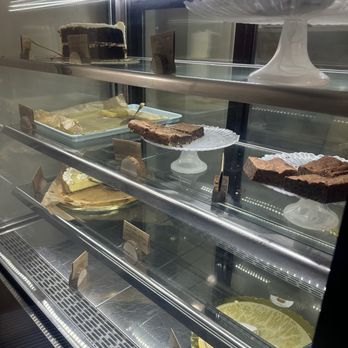 Midtown Bakery - Bakeries Near Me - Sacramento, California