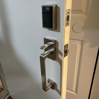 Chicago Locksmiths - Emtek - Security Systems Near Me - Chicago, Illinois