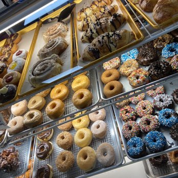 Papa's Donuts - a variety of doughnuts - Donuts Near Me - Mount Shasta, California Papa's Donuts - a variety of doughnuts - Donuts Near Me - Mount Shasta, California