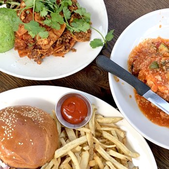 Starbelly - Chicken po boy with fries, chilaquiles, Italian eggs - New American Near Me - San Francisco, California Starbelly - Chicken po boy with fries, chilaquiles, Italian eggs - New American Near Me - San Francisco, California