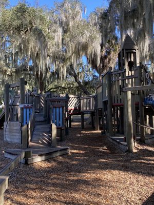 Wooton Park by null