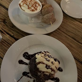 Red Drum Restaurant - Sugar & Spice Donuts - Seafood Near Me - Mount Pleasant, South Carolina
