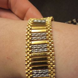 Bracelet before