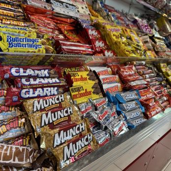 Dylan's Candy Bar - They got bars. - Candy Stores Near Me - Los Angeles, California