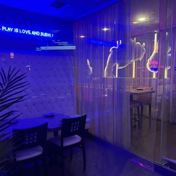 Oji Sushi & Bar - Sushi Bars Near Me - Costa Mesa, California Oji Sushi & Bar - Sushi Bars Near Me - Costa Mesa, California