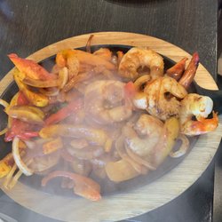 Dos Caminos - Shrimp Fajitas comes with large plate of rice and beans!