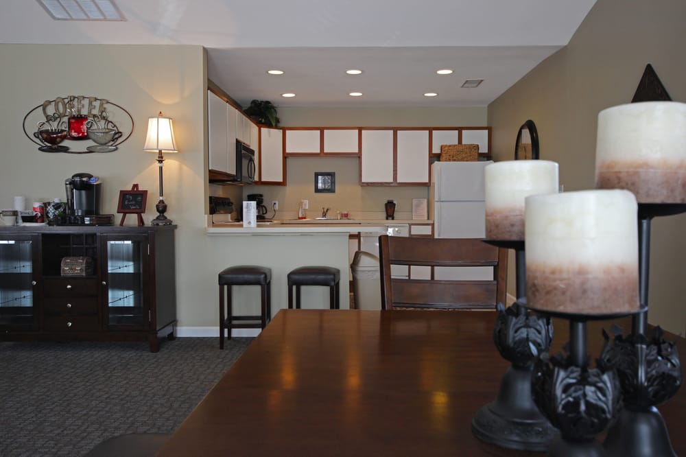 CANTERBURY HOUSE APARTMENTS 21 Photos 6505 Tanner Dr, Indianapolis, Indiana Apartments