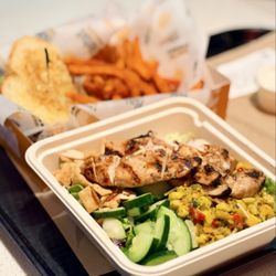 Habit Burger & Grill - Mango Miso Crunch
