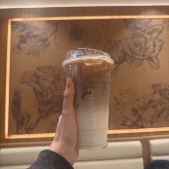 Chagee Modern Teahouse - Amber oolong tea latte - Coffee & Tea Near Me - Brea, California