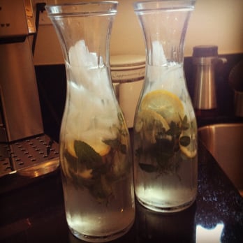 Maiden Kitchen - Uzo-Citrus Cocktail - Cooking Schools Near Me
