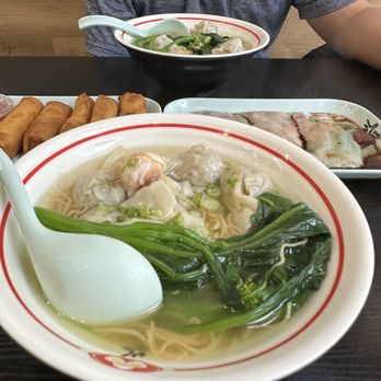 Yin Ji Chang Fen - Berkeley - BBQ Pork Rice Noodle Roll, Wonton Noodle Soup, Fried Egg Roll - Cantonese Near Me - Berkeley, California Yin Ji Chang Fen - Berkeley - BBQ Pork Rice Noodle Roll, Wonton Noodle Soup, Fried Egg Roll - Cantonese Near Me - Berkeley, California